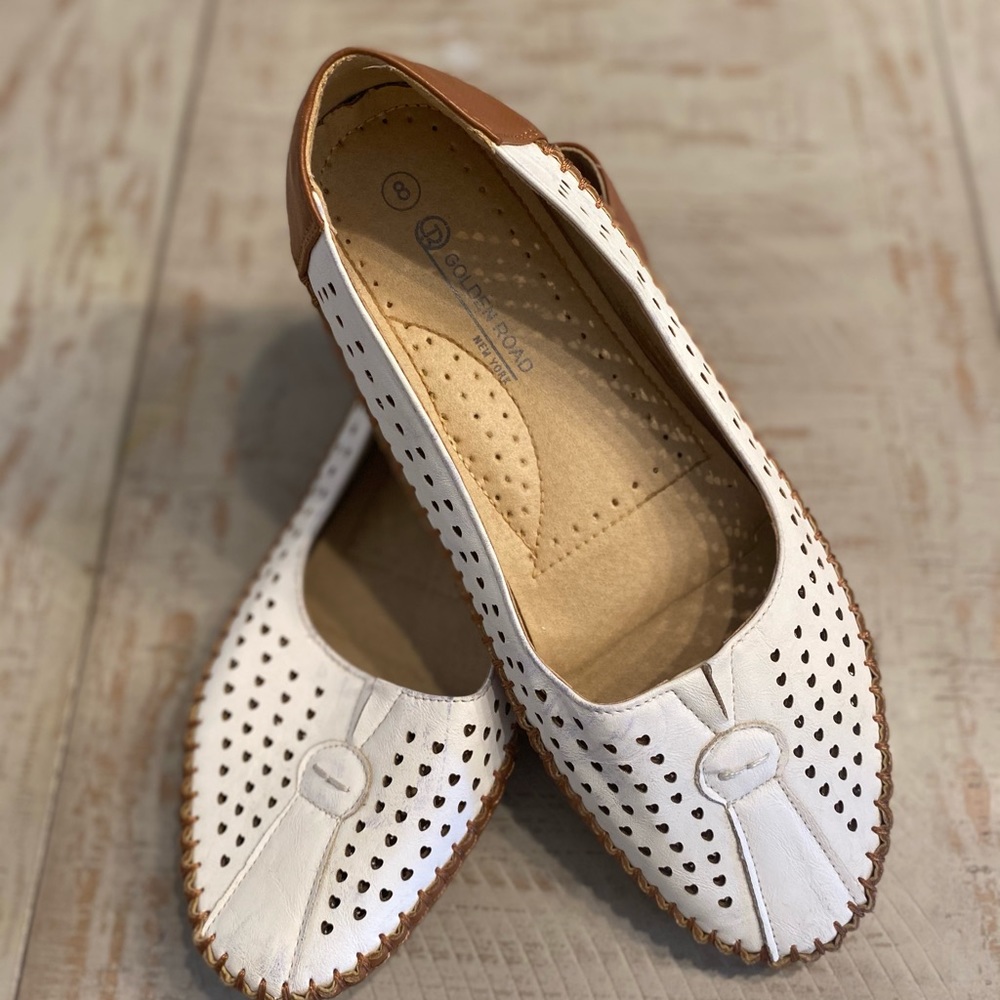 Golden Road Shoes View 2